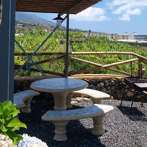 https://villa-la-graja.in-canary-islands.com